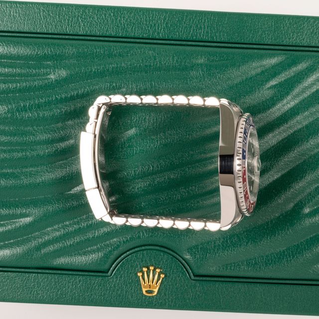 Rolex GMT Master II 126710 BLRO Image 4